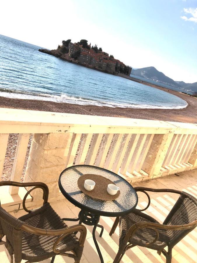 Lovely Apartment Ilha Sveti Stefan Exterior foto